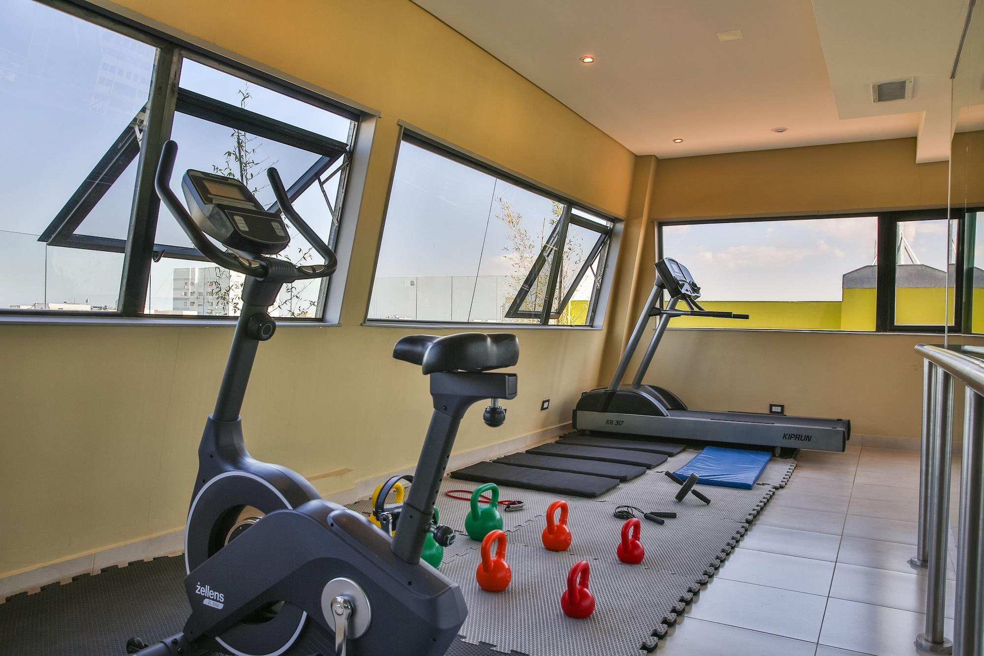 Gimnasio Howard Johnson Plaza by Wyndham Buenos Aires