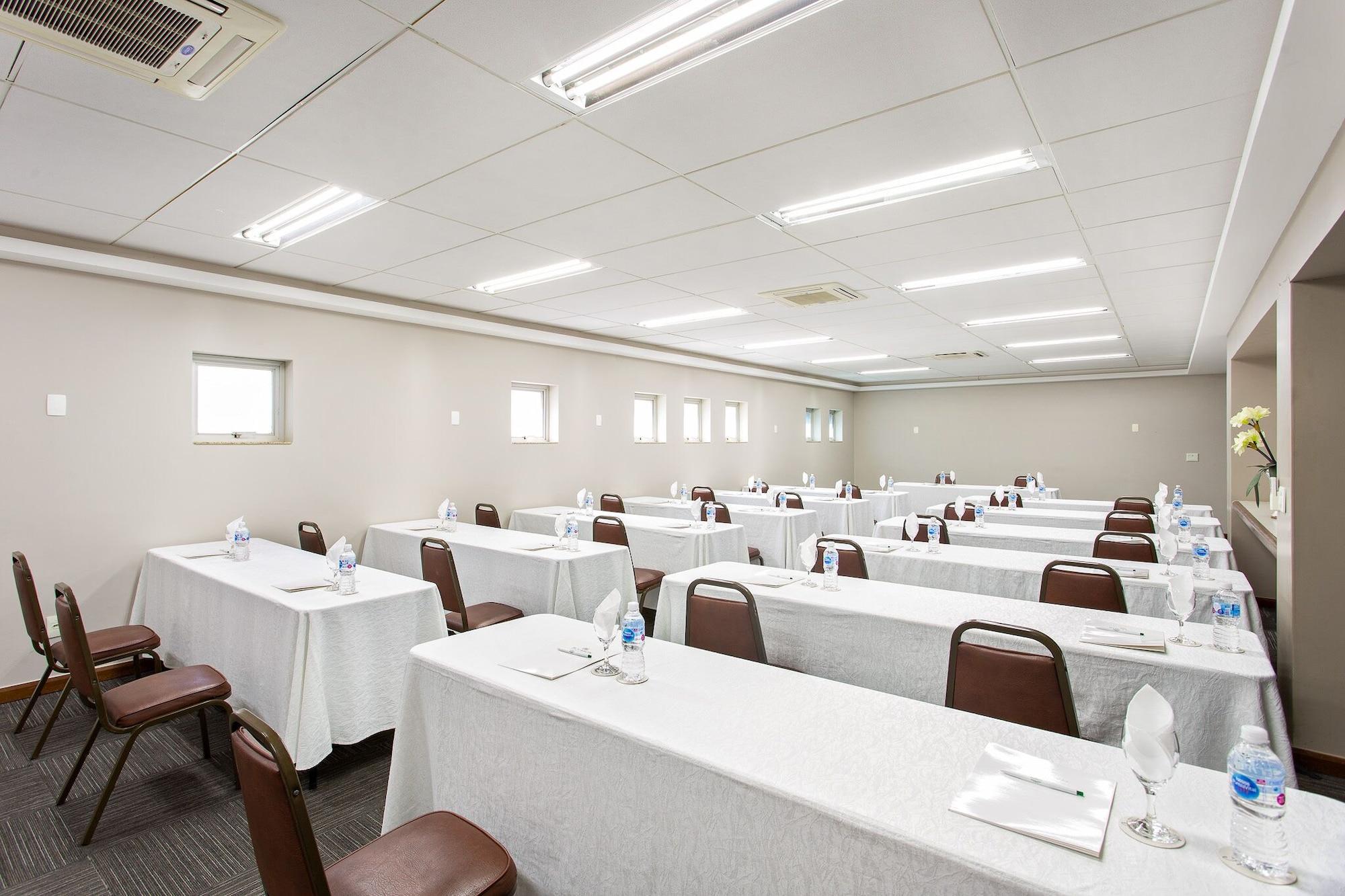 Sala de Reuniones Bourbon Londrina Hotel