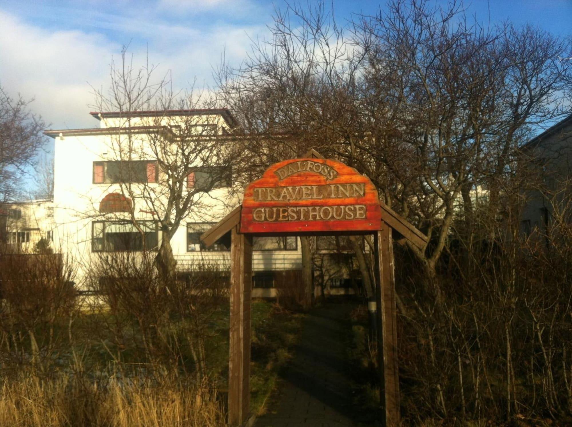 Vista Exterior Travel Inn Guesthouse
