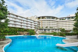 Alojamiento - Arima Grand Hotel