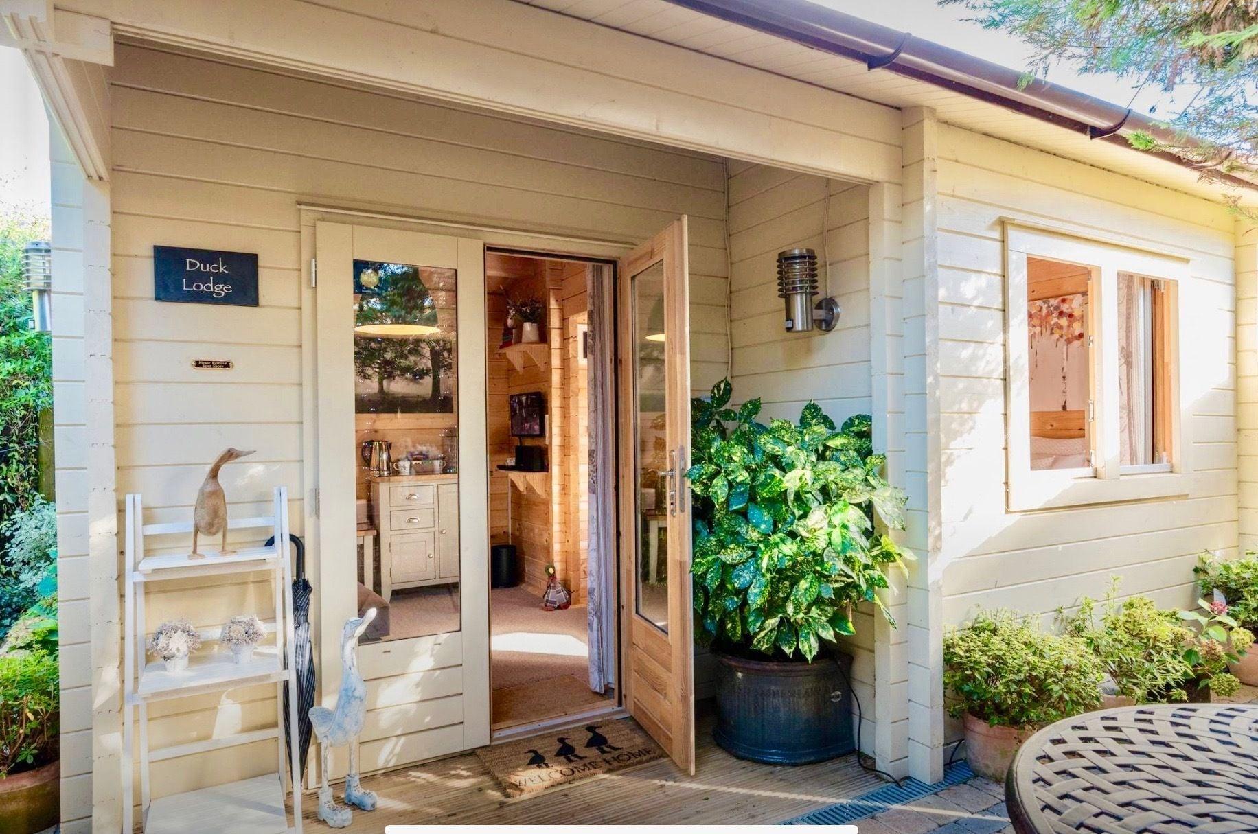 Vista Exterior Duck Lodge B&B
