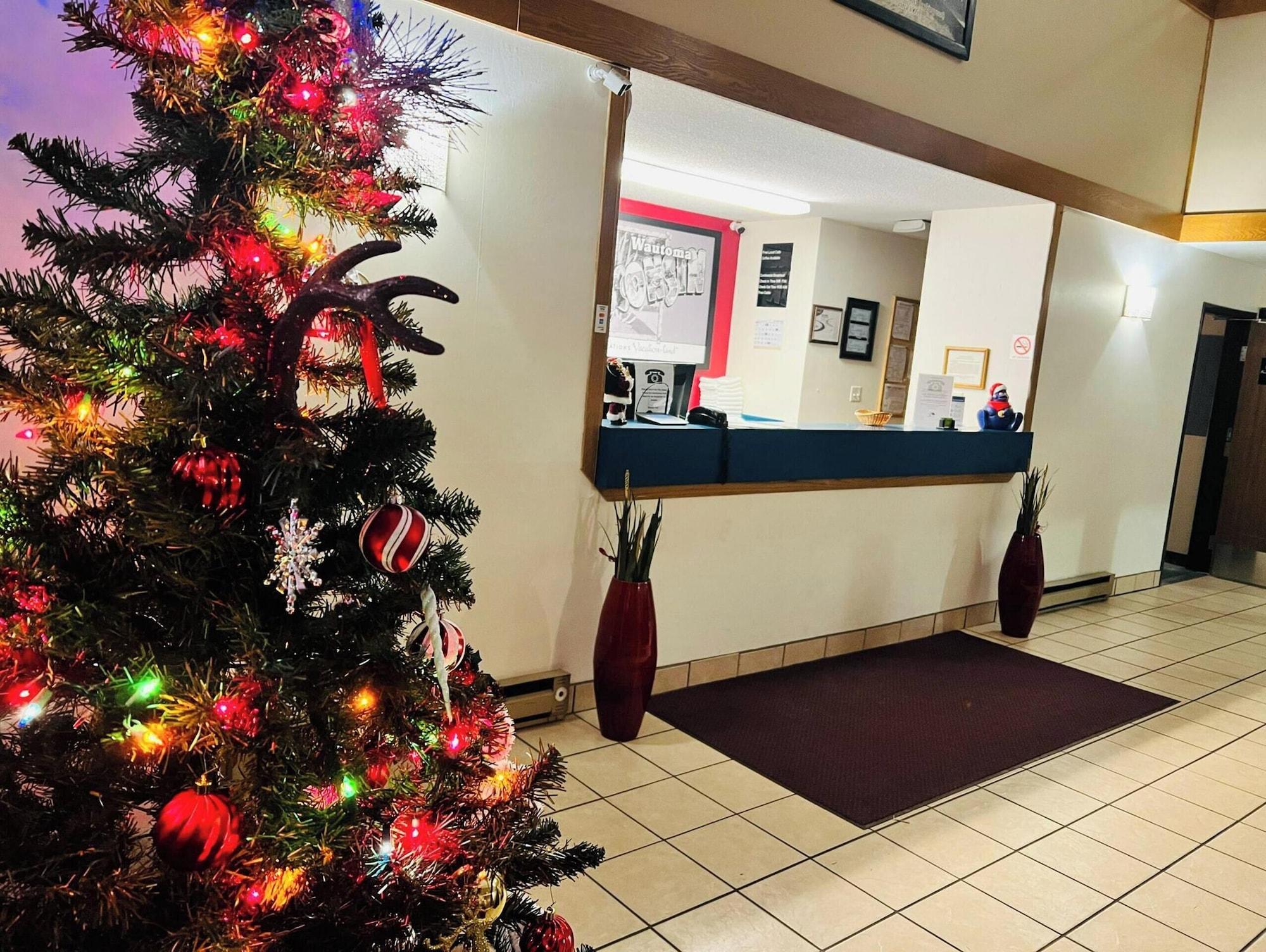 Vista Lobby Wautoma Inn by OYO Near Airport WI 73