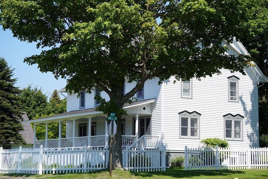 Vista Exterior The Swan House