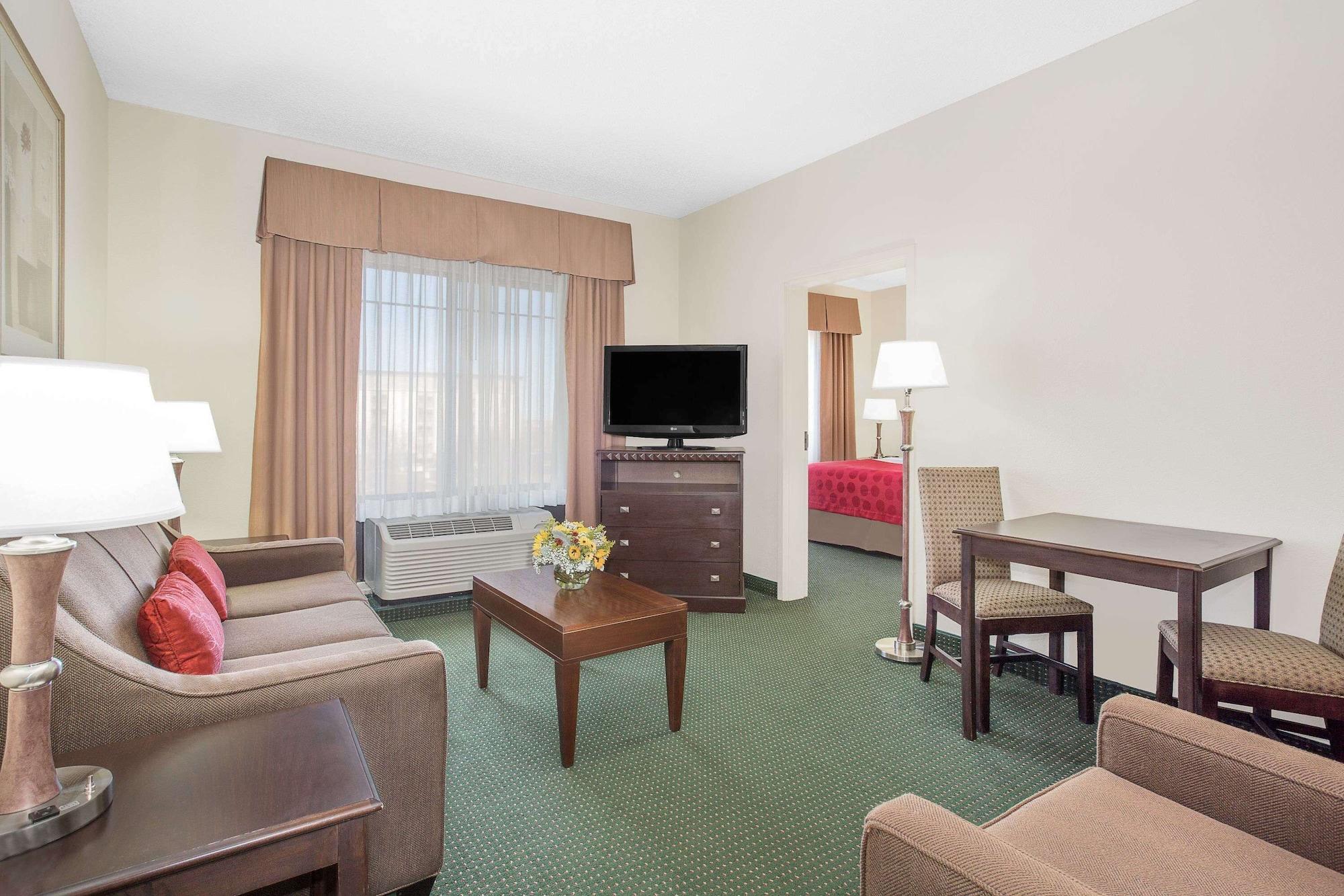 Habitación Ramada by Wyndham Denver International Airport