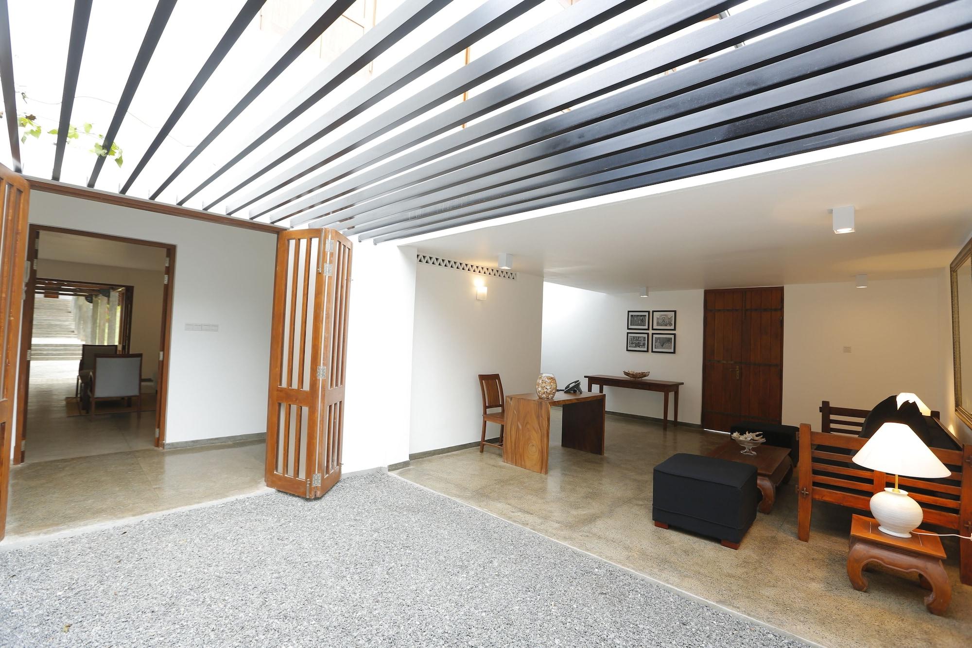 Vista Lobby The Beach Boutique Hotel