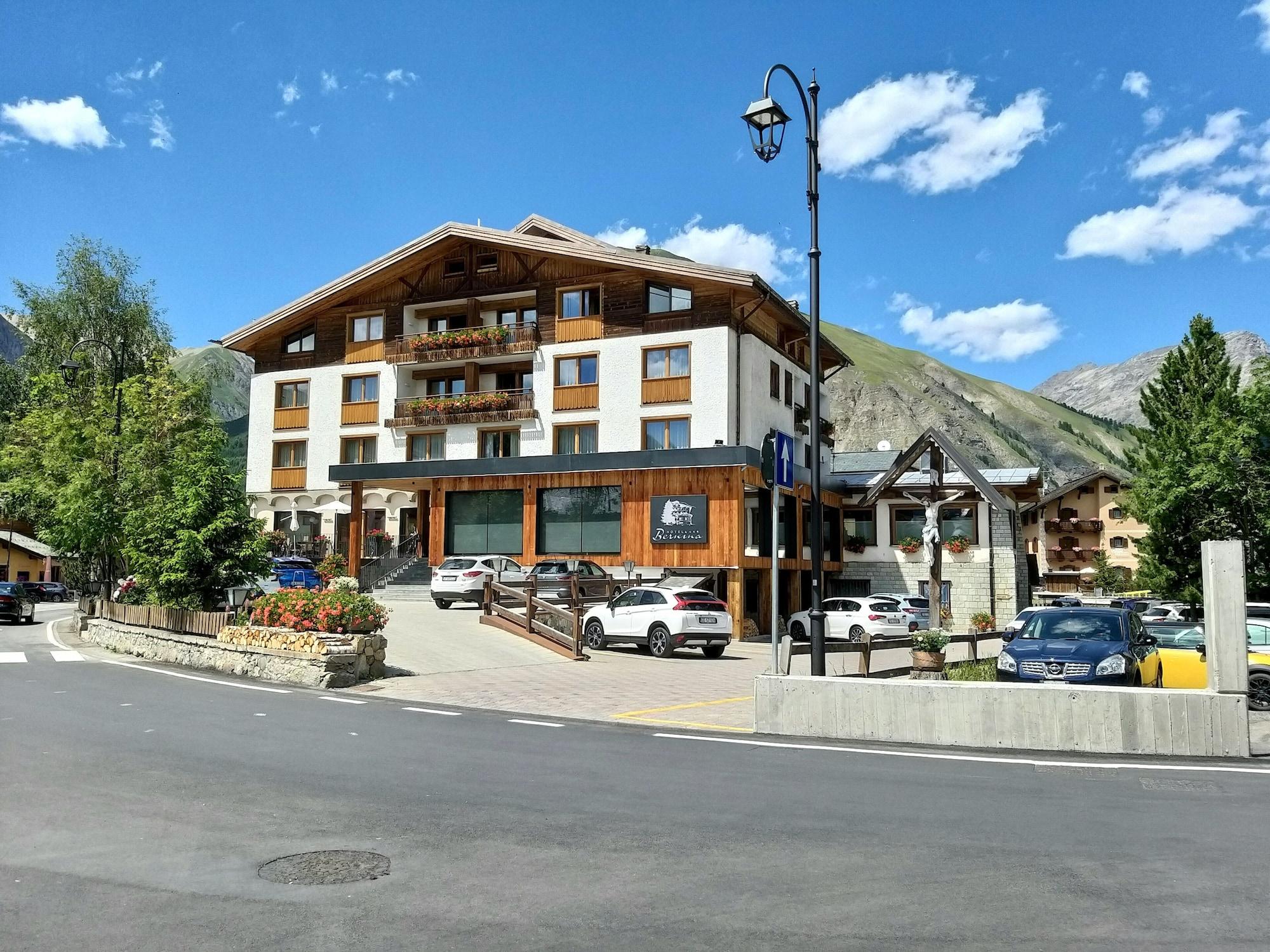 Varios Hotel Bernina