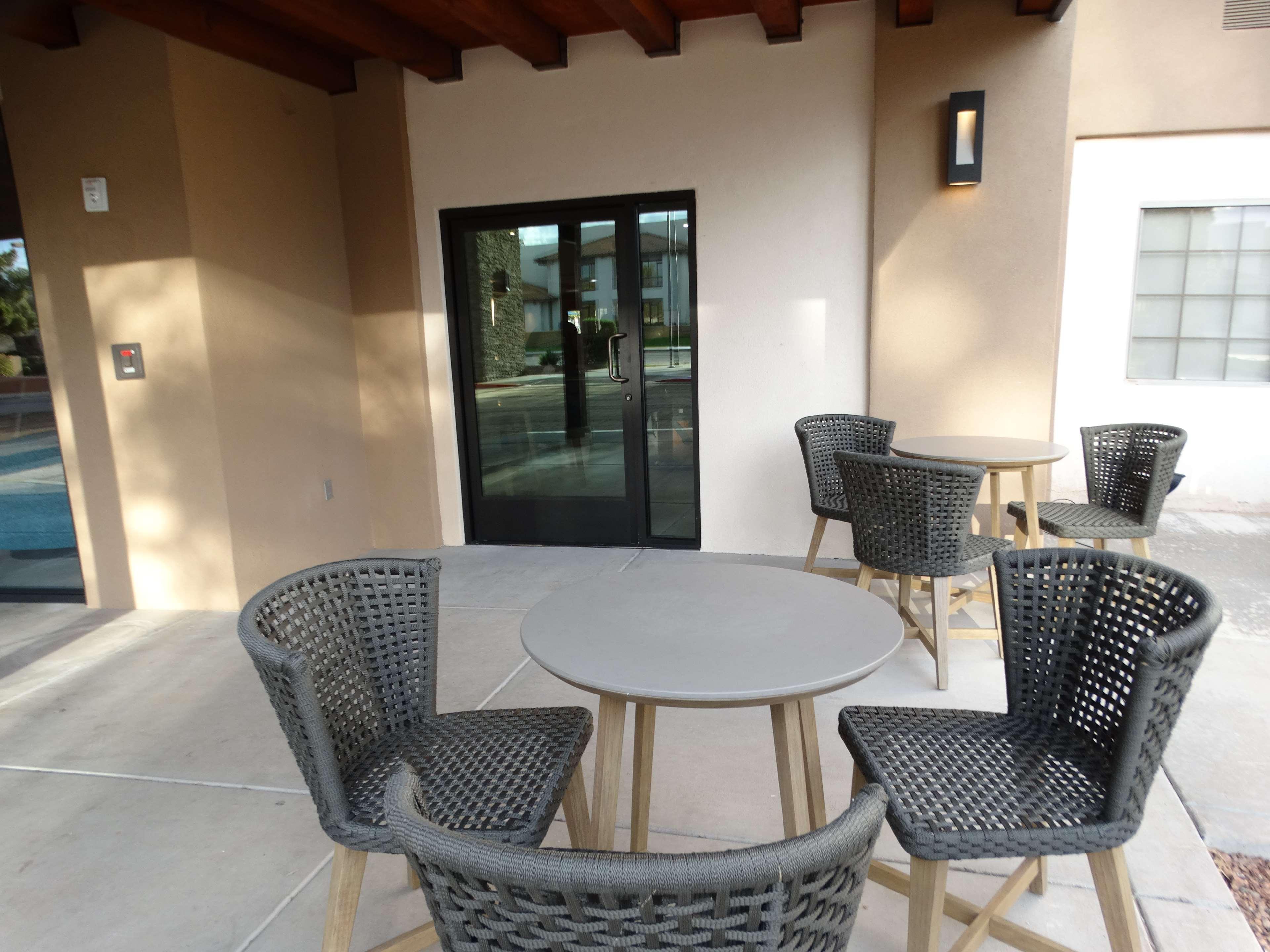 Vista Exterior Aiden by Best Western Scottsdale North