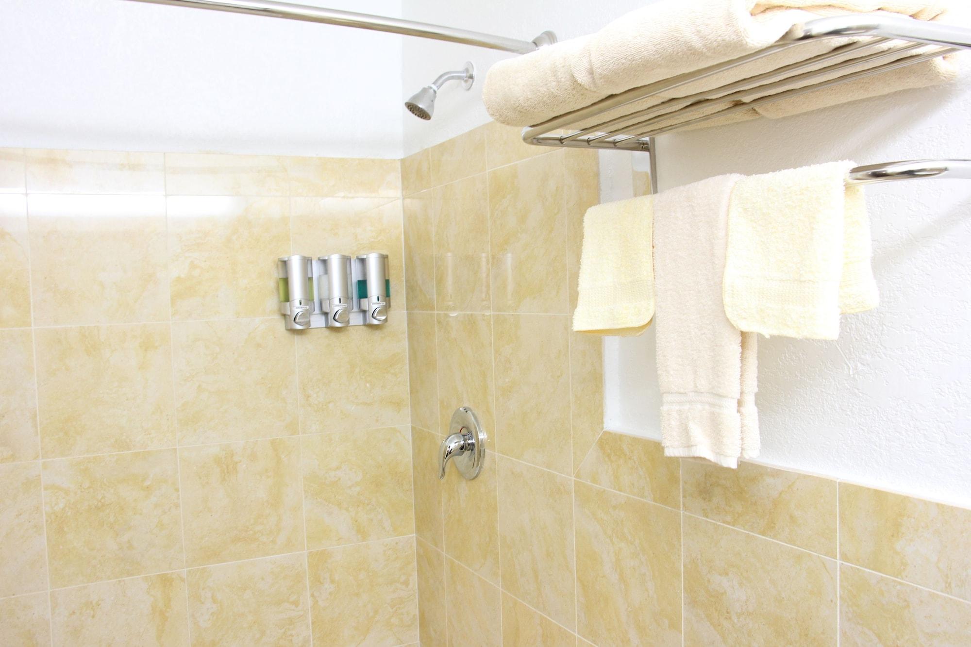 Equipamiento de Habitación Budget Inn