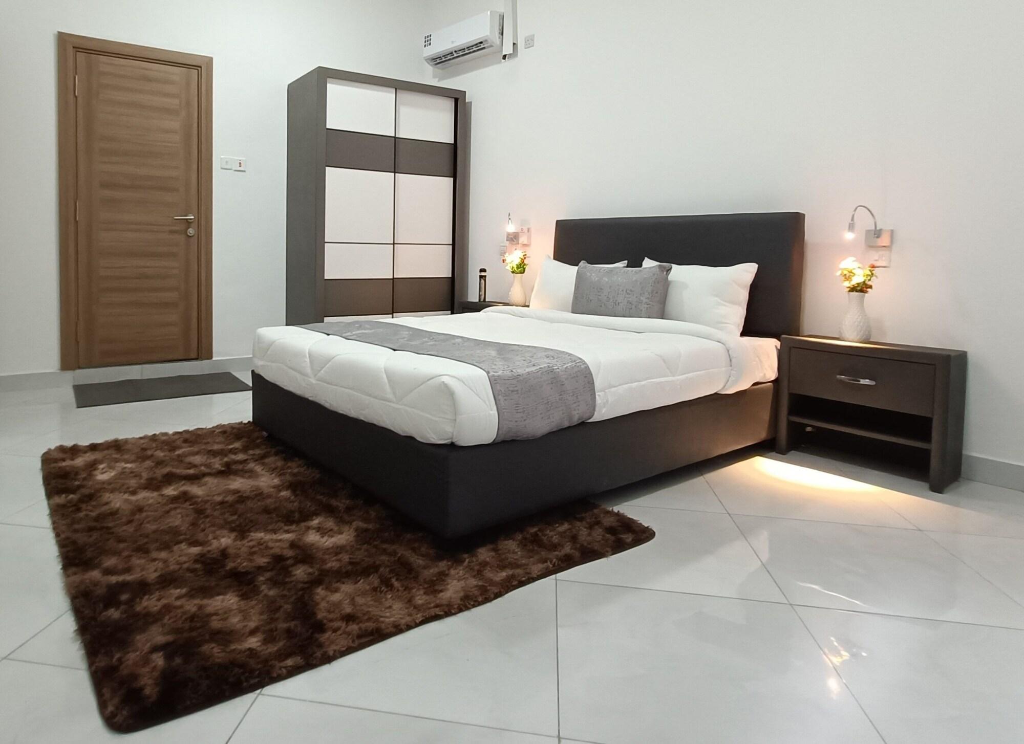Varios City Centre Hotel