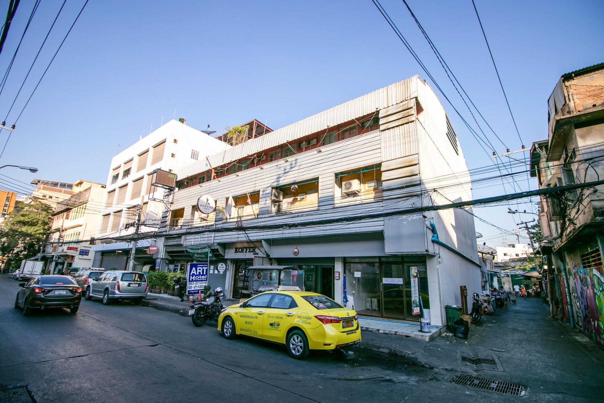 Vista Exterior OYO 568 Art Hotel Hua Lamphong - Hostel