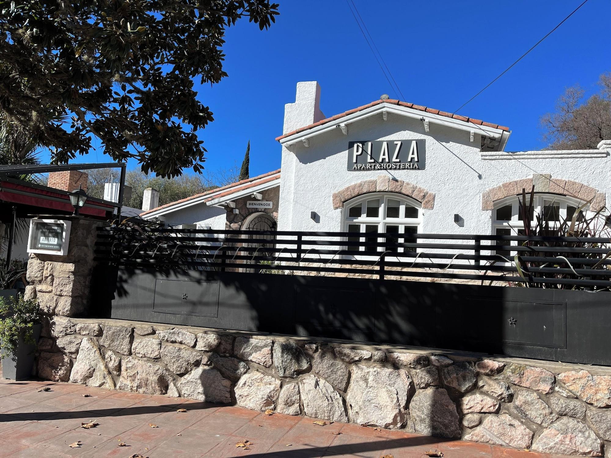 Vista Exterior Apart Hostería Plaza