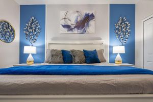 Alquiler Vacacional - Brand-new Lake-view 9BR Dream Vacation House w/ Everything @ Storey Lake