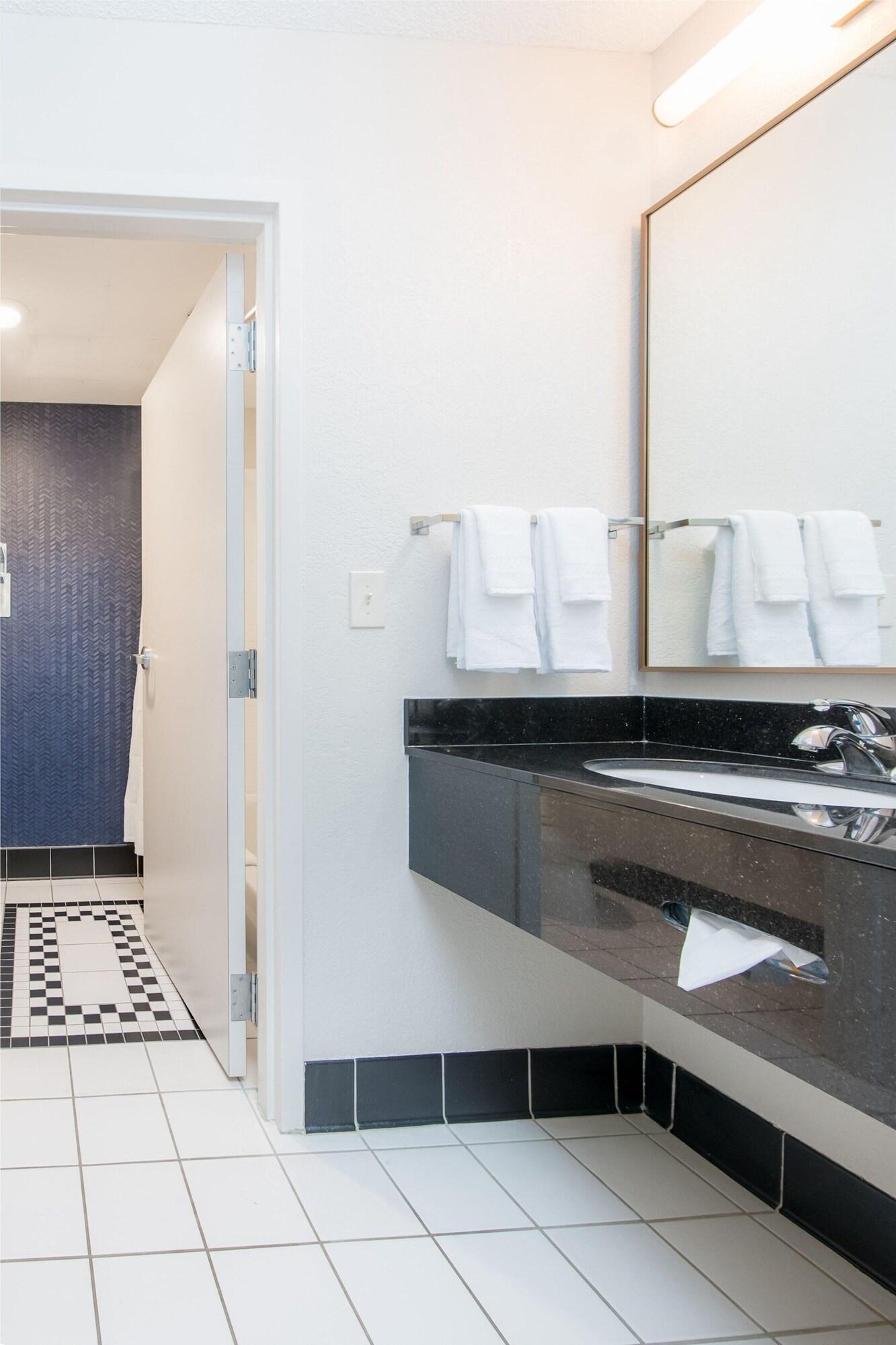 Equipamiento de Habitación Fairfield Inn & Suites By Marriott - Brunswick