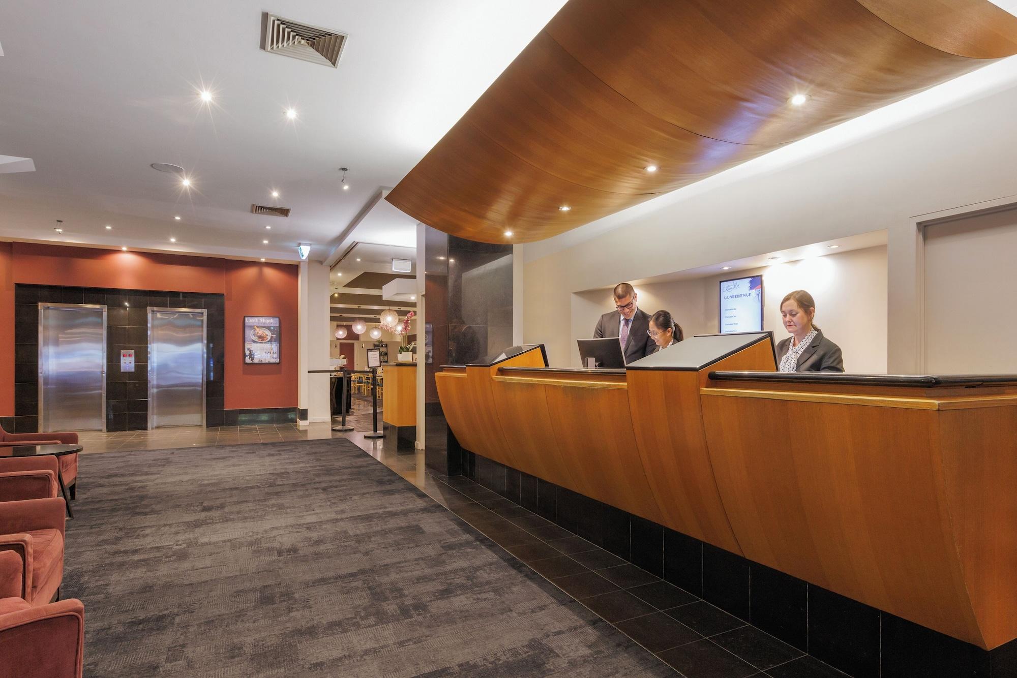 Vista Lobby Hotel Grand Chancellor Melbourne