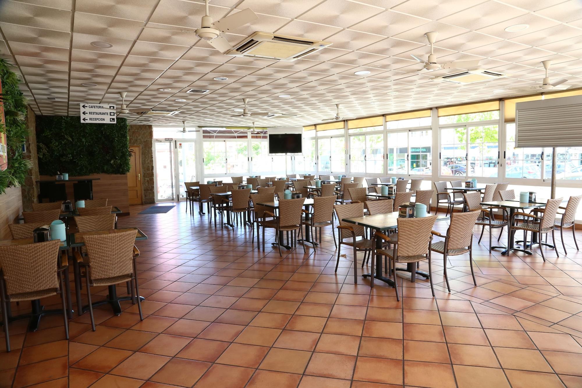 Bar/Salón Hostal Real