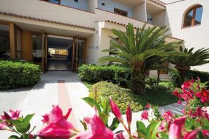 Alojamiento - Hotel Tropis