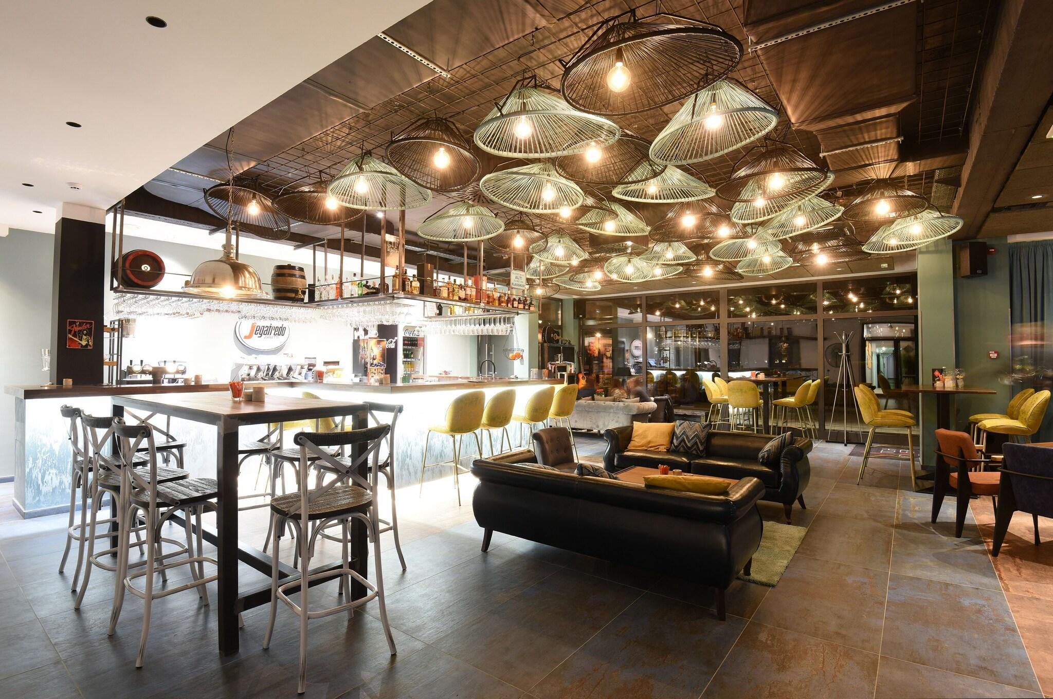 Bar/Salón Hotel Castellum