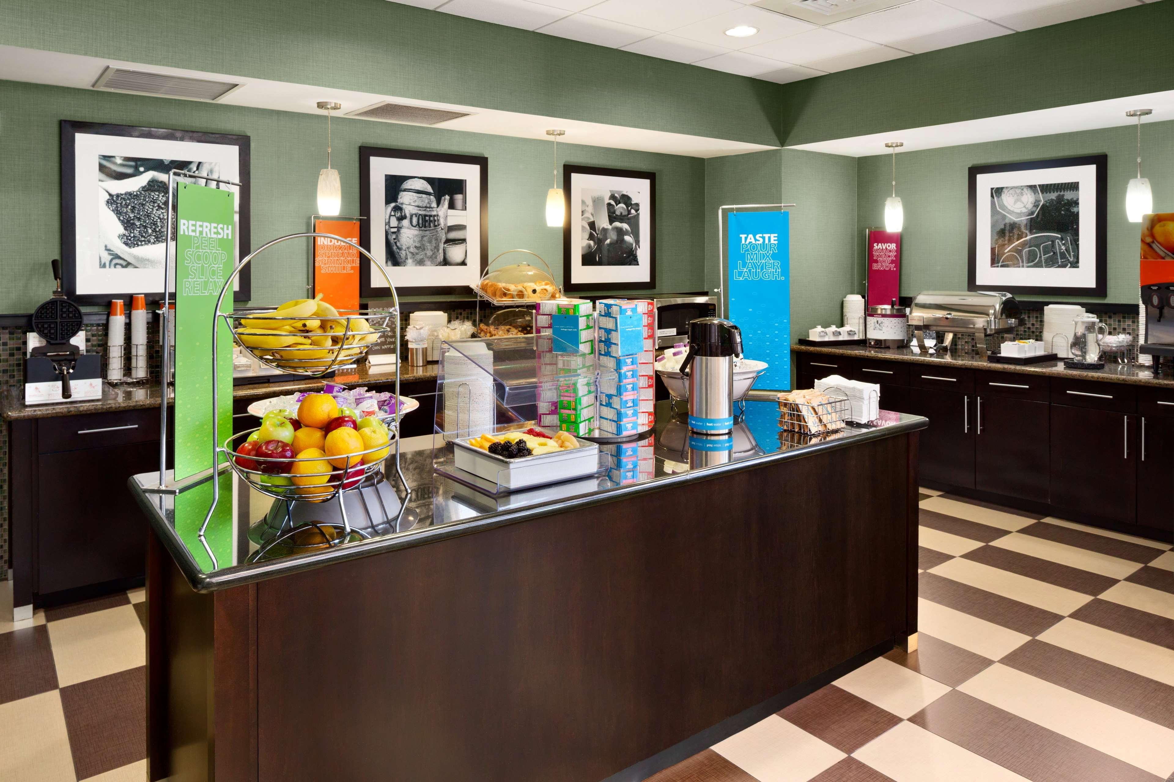 Restaurant Hampton Inn & Suites Birmingham/280 East-Eagle Point