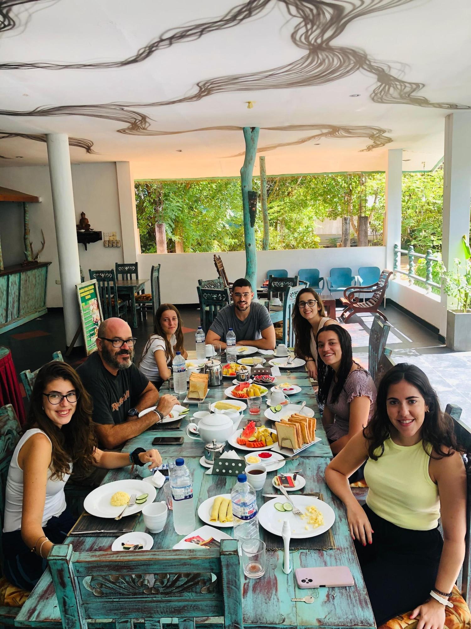 Restaurant Hungry Lion Sigiriya