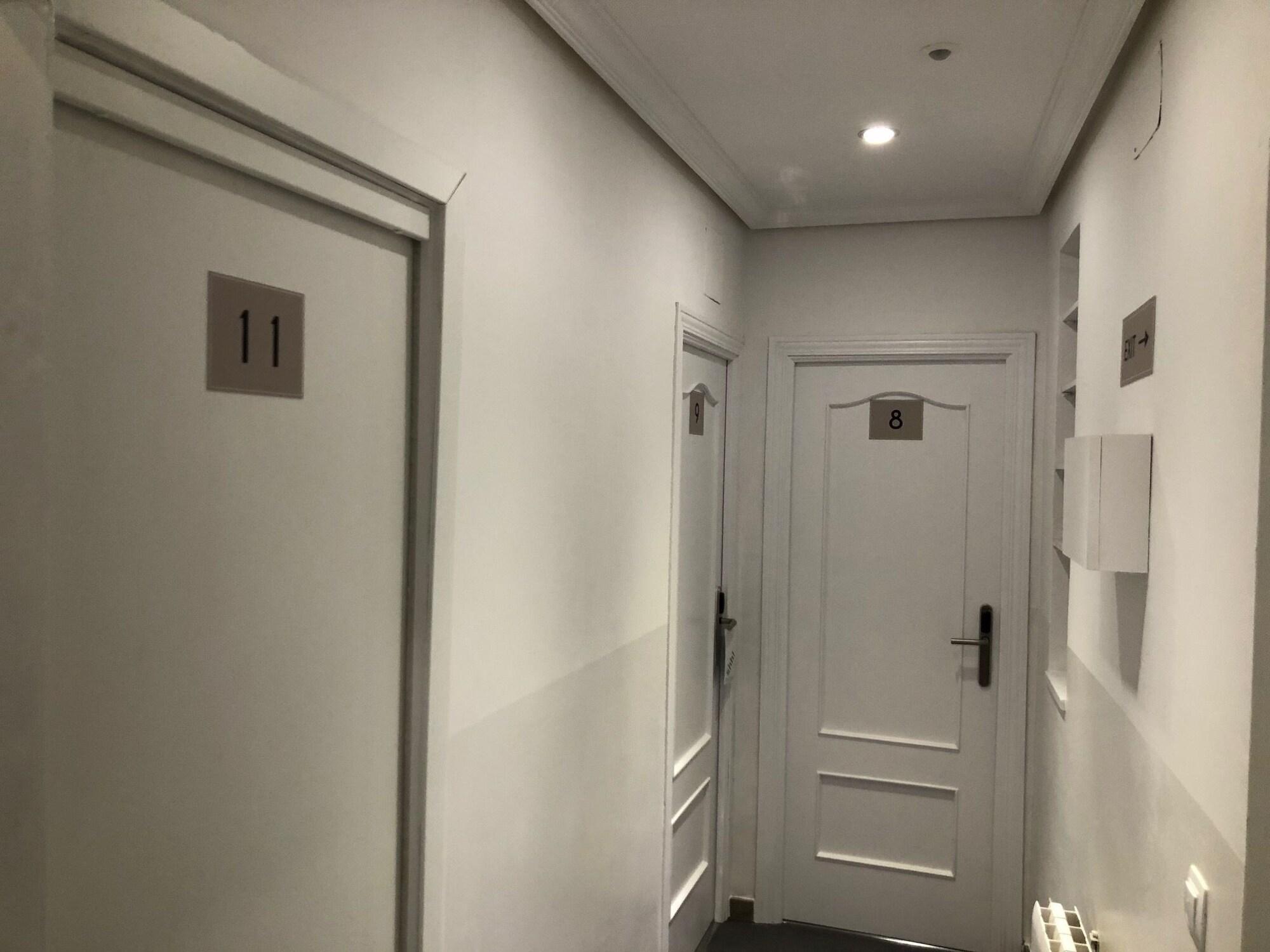 Vista Lobby Hostalin Madrid Atocha