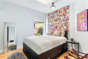 Renta Vacacional - Stylish LoHi Retreat ~ Cozy, Light-Filled, Artsy Vibes + Sunny Private Backyard