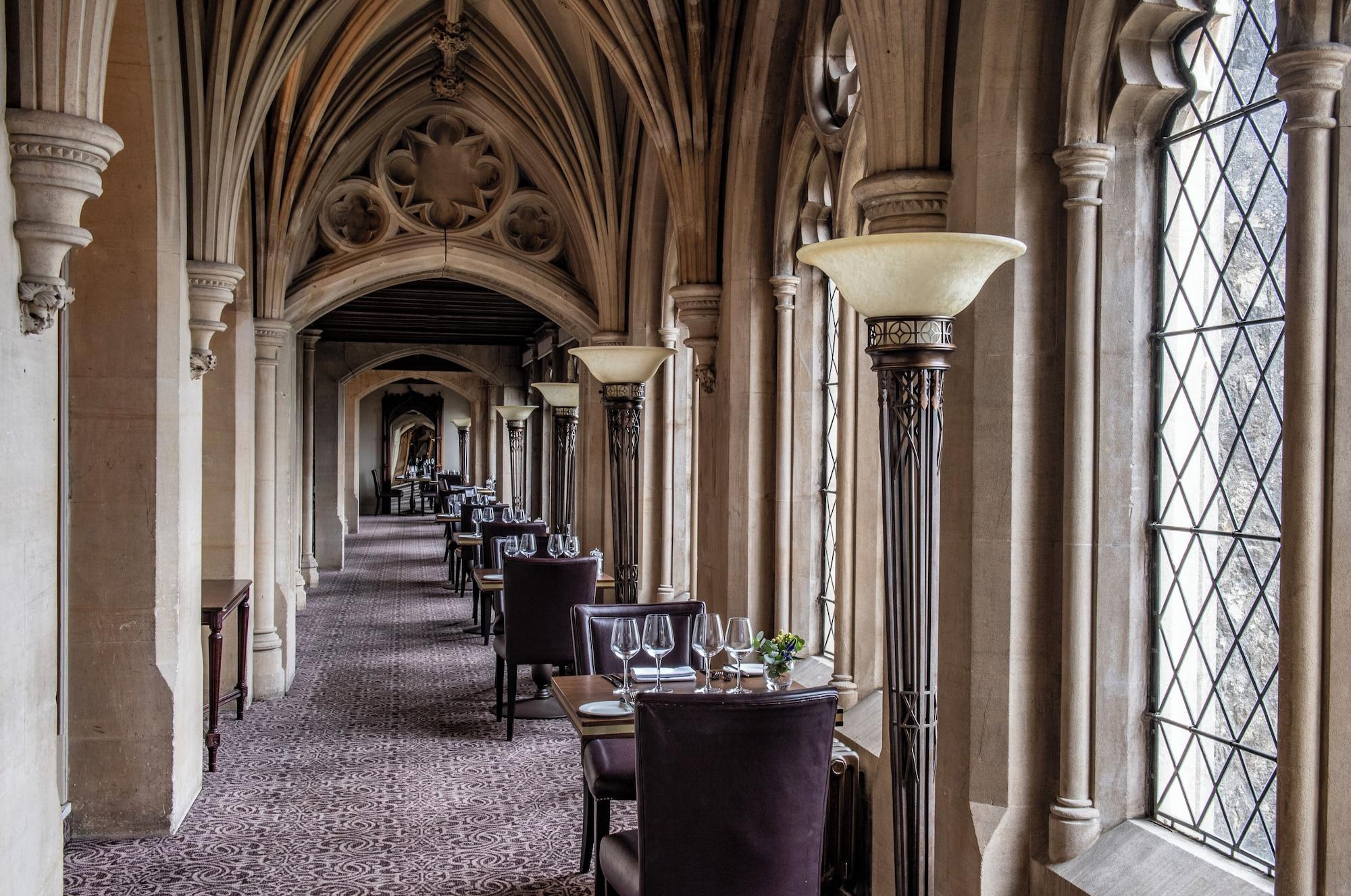 Restaurant Nutfield Priory Hotel And Spa