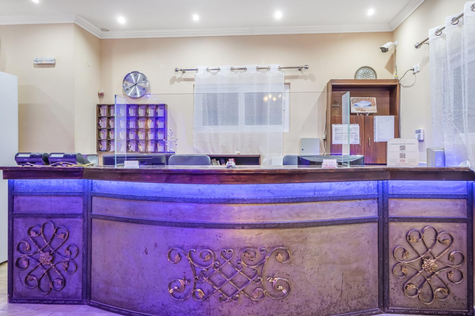Vista Lobby Vergina Star