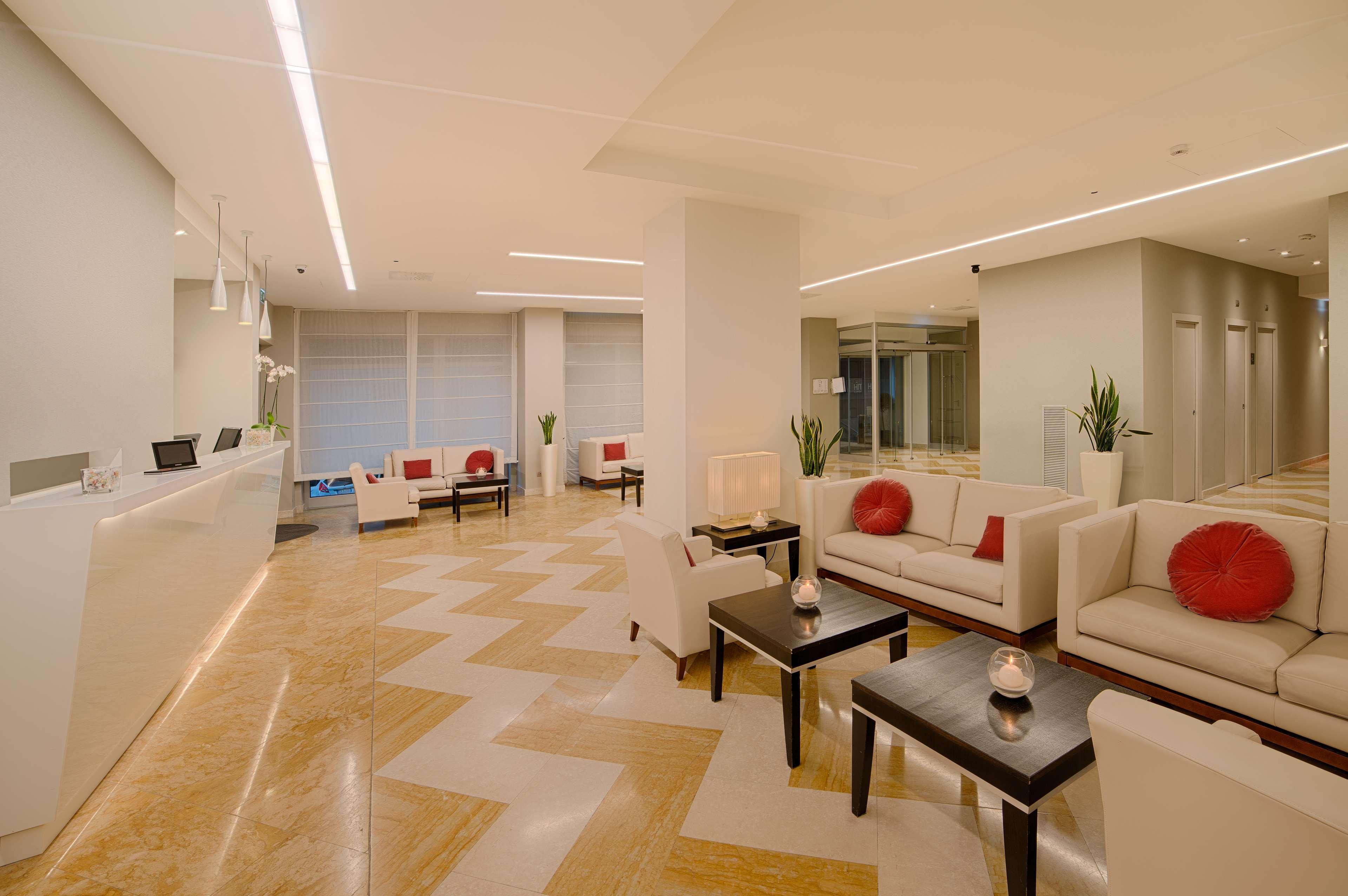 Vista Lobby NH La Spezia
