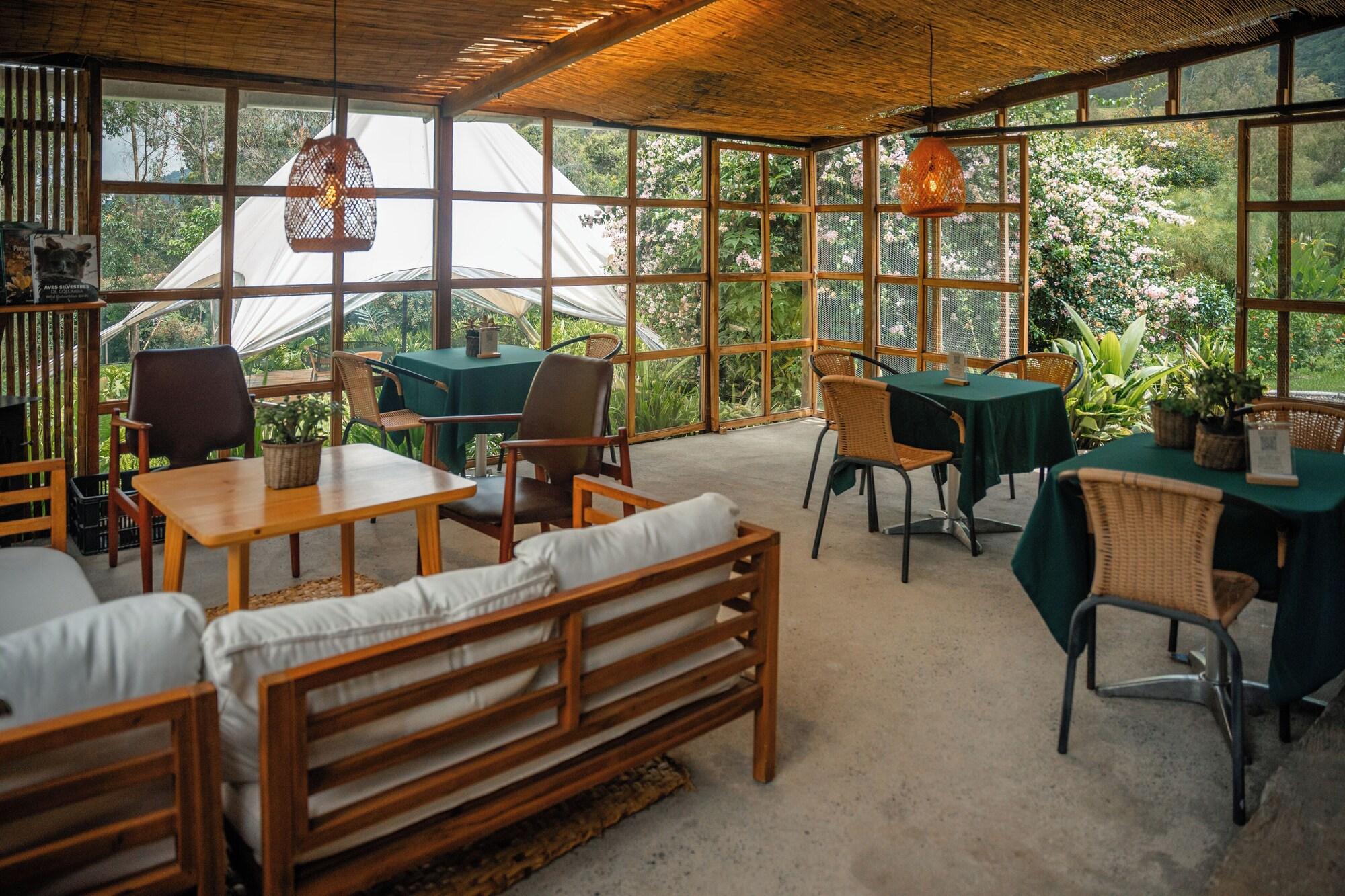 Vista Lobby Glamping Lumbre