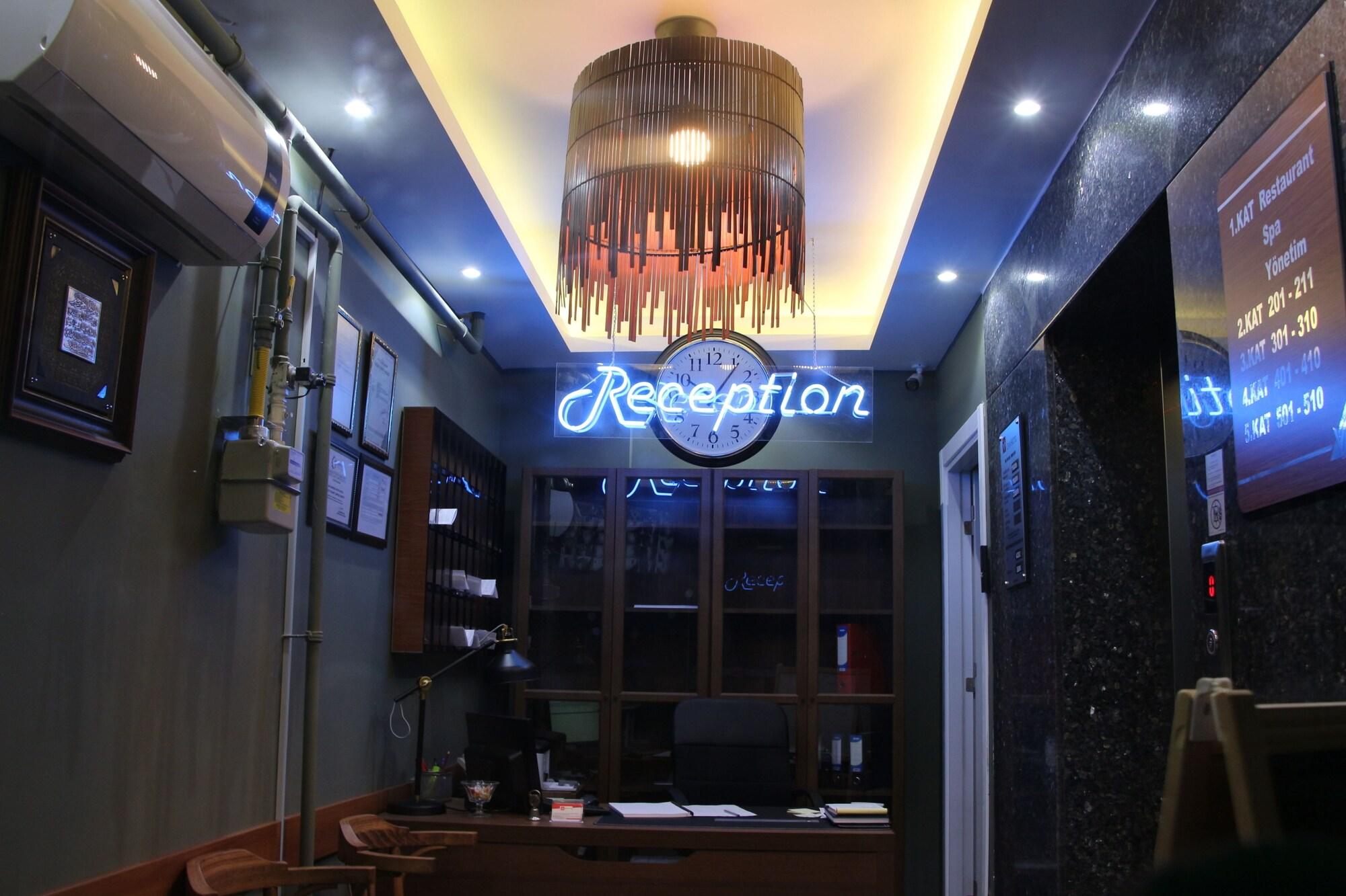 Vista Lobby Hotel Can & Spa