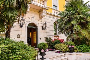 Alojamiento - Hotel Rovereto