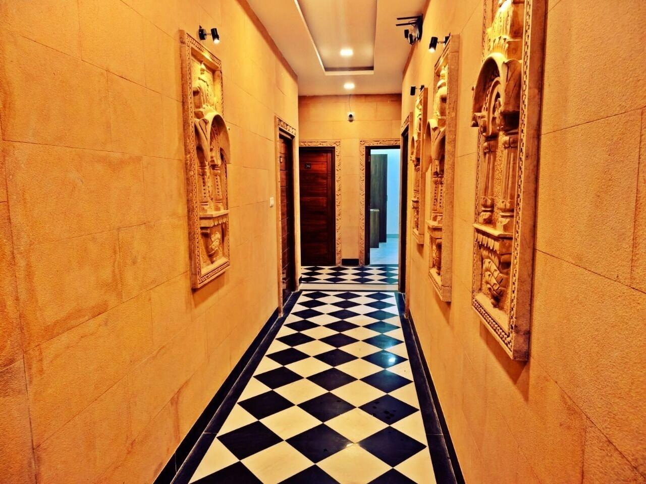 Vista Lobby Hotel Jodhani Regency