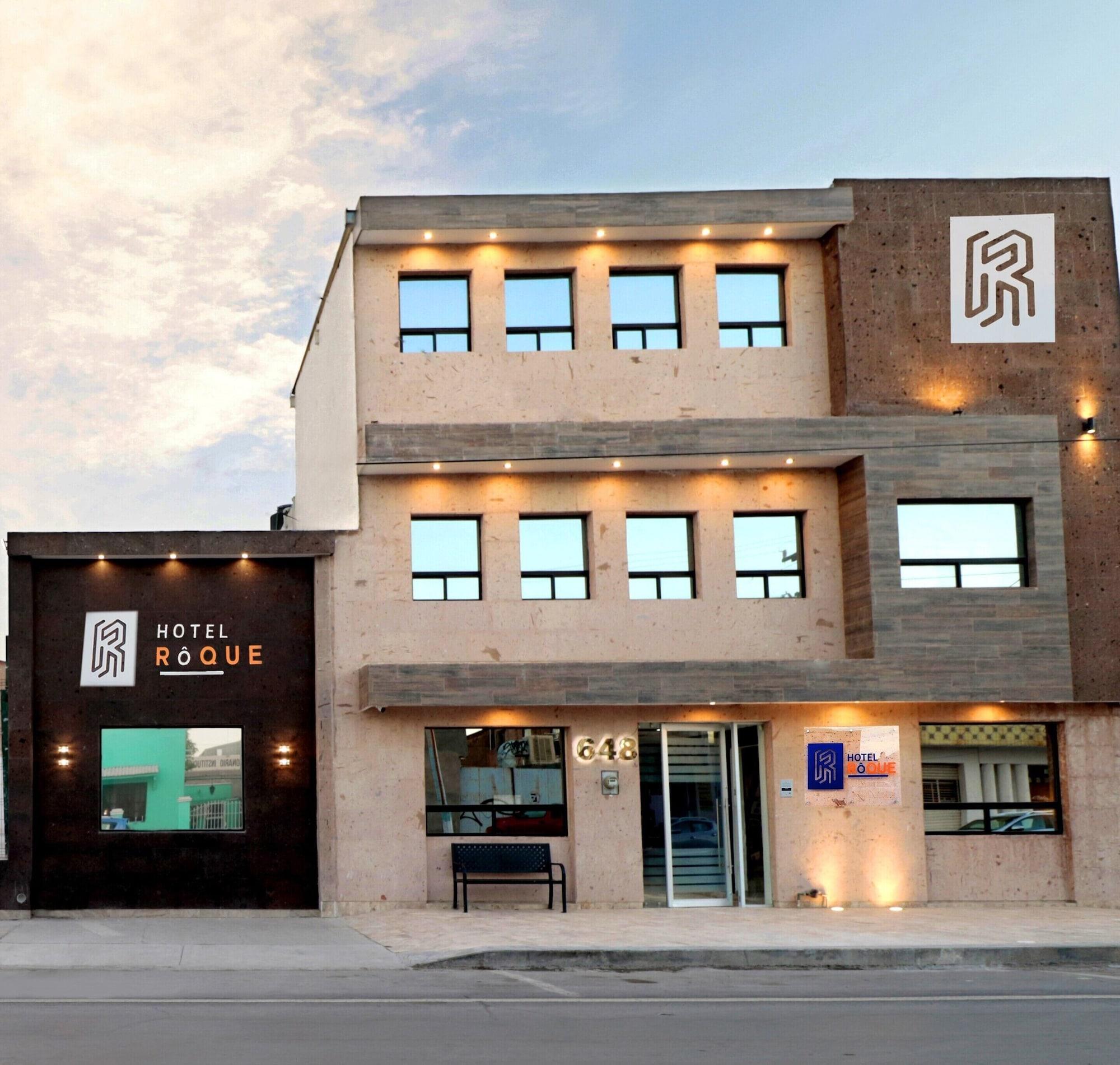 Varios Hotel Roque