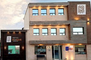 Alojamiento - Hotel Roque