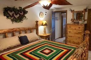 Alquiler Vacacional - Lakehouse Paradise w/ Hot Tub Near Cascade Mountain