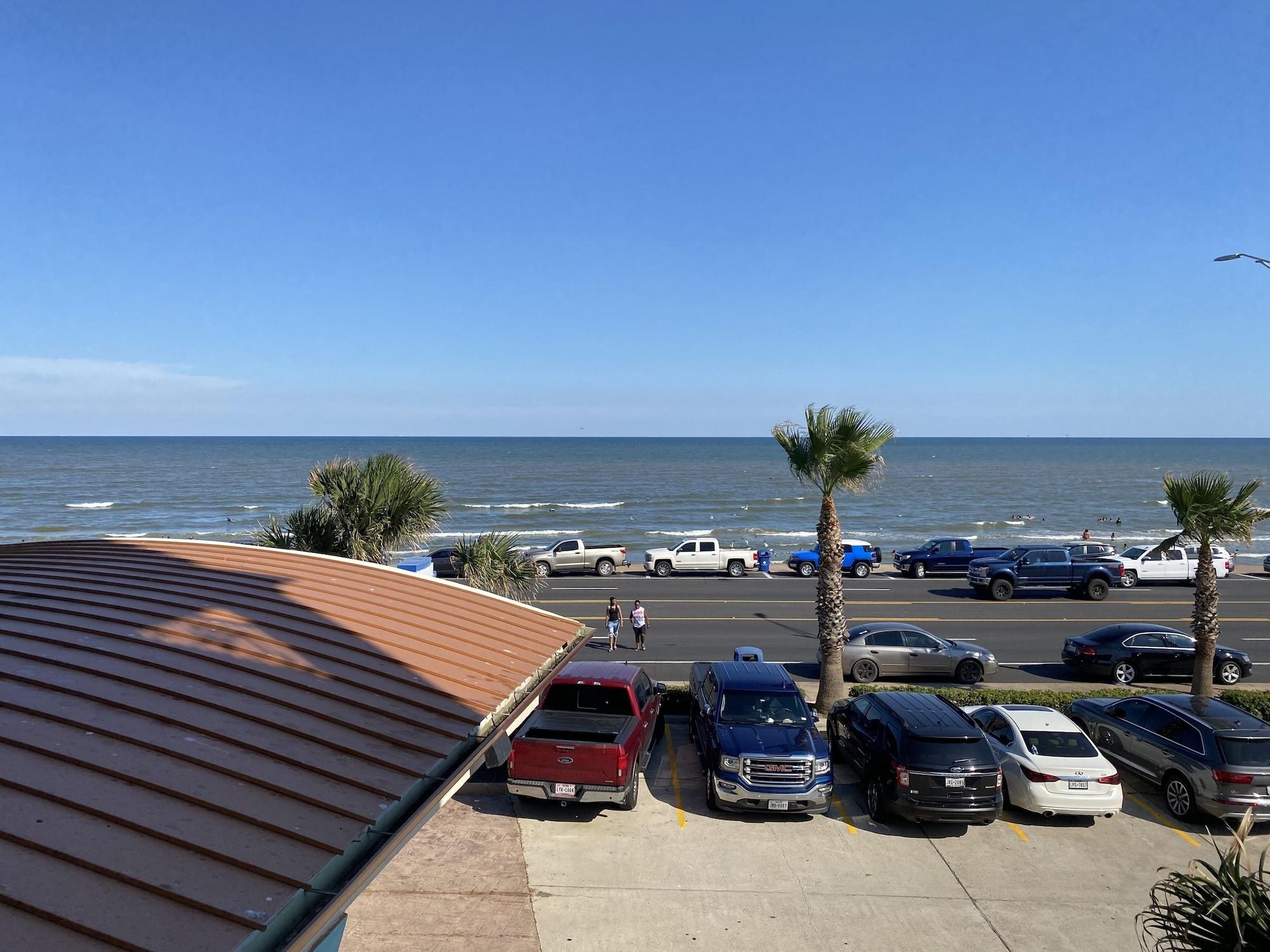 Playa Holiday Inn Express & Suites Galveston West-Seawall