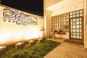 Alojamiento - Hotel Montaña Blanca