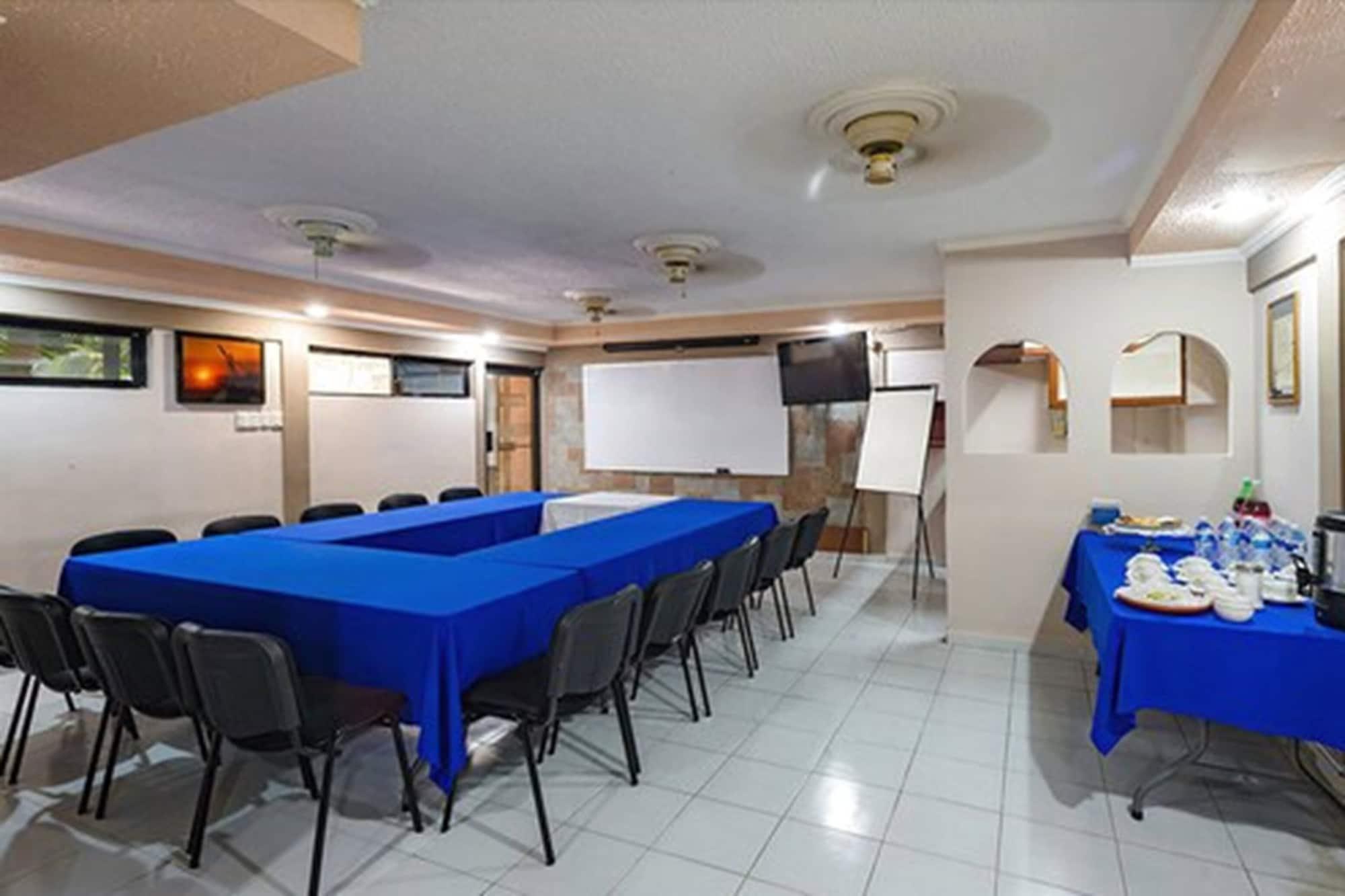 Sala de Reuniones Hotel Acuario Ciudad del Carmen