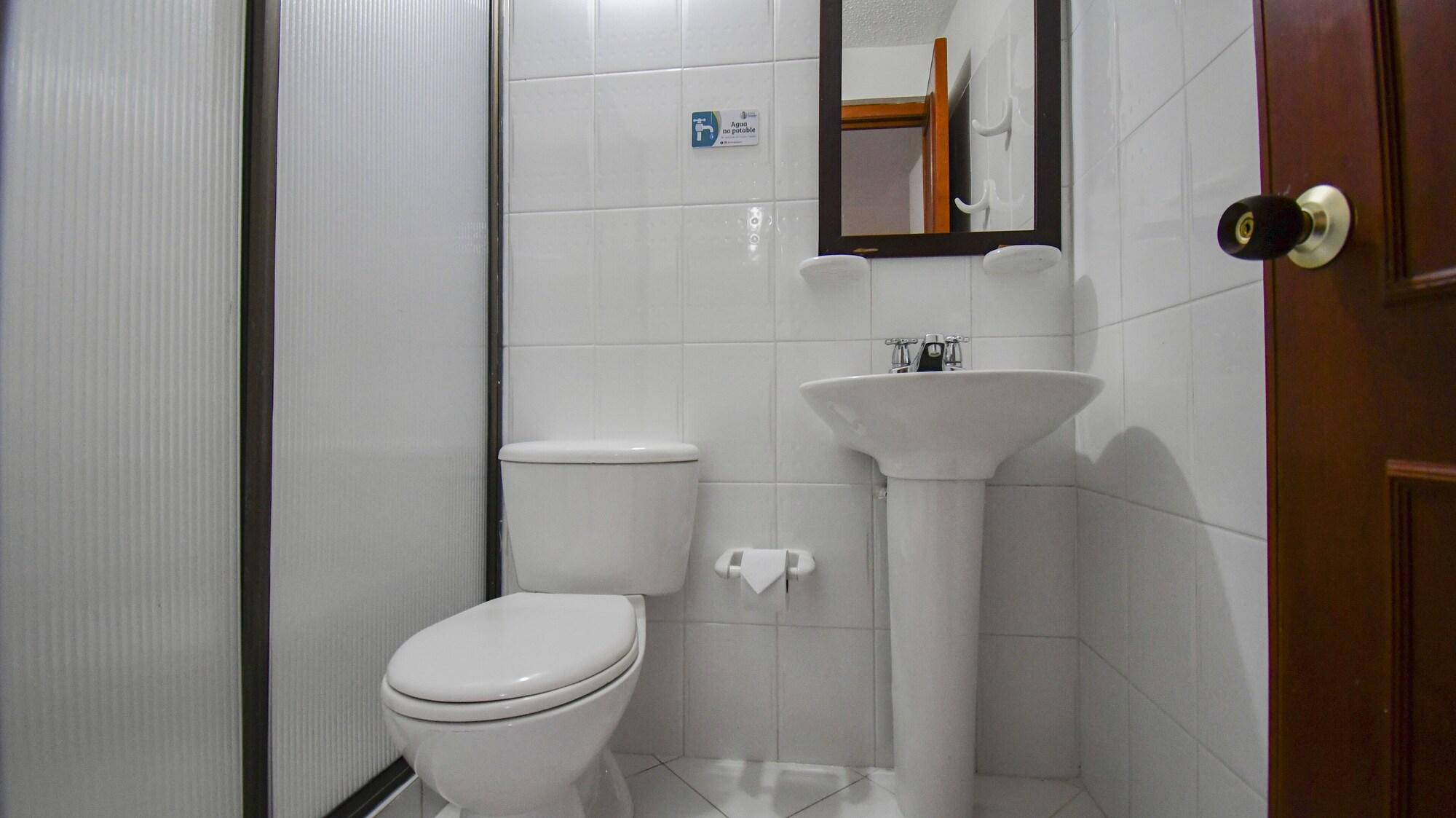 Equipamiento de Habitación Hotel Toledo Plaza