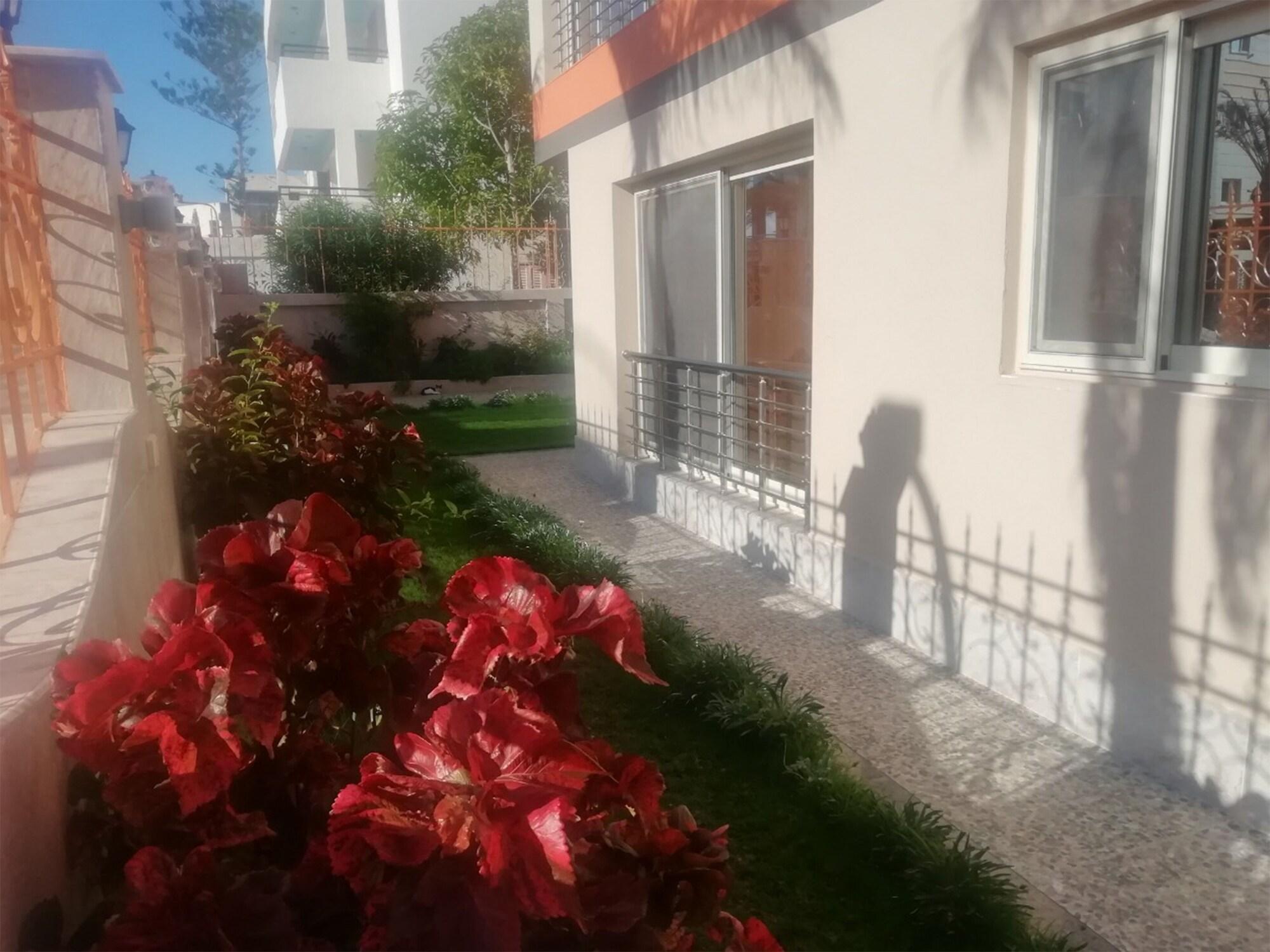 Vista Exterior Al Raya Apartments