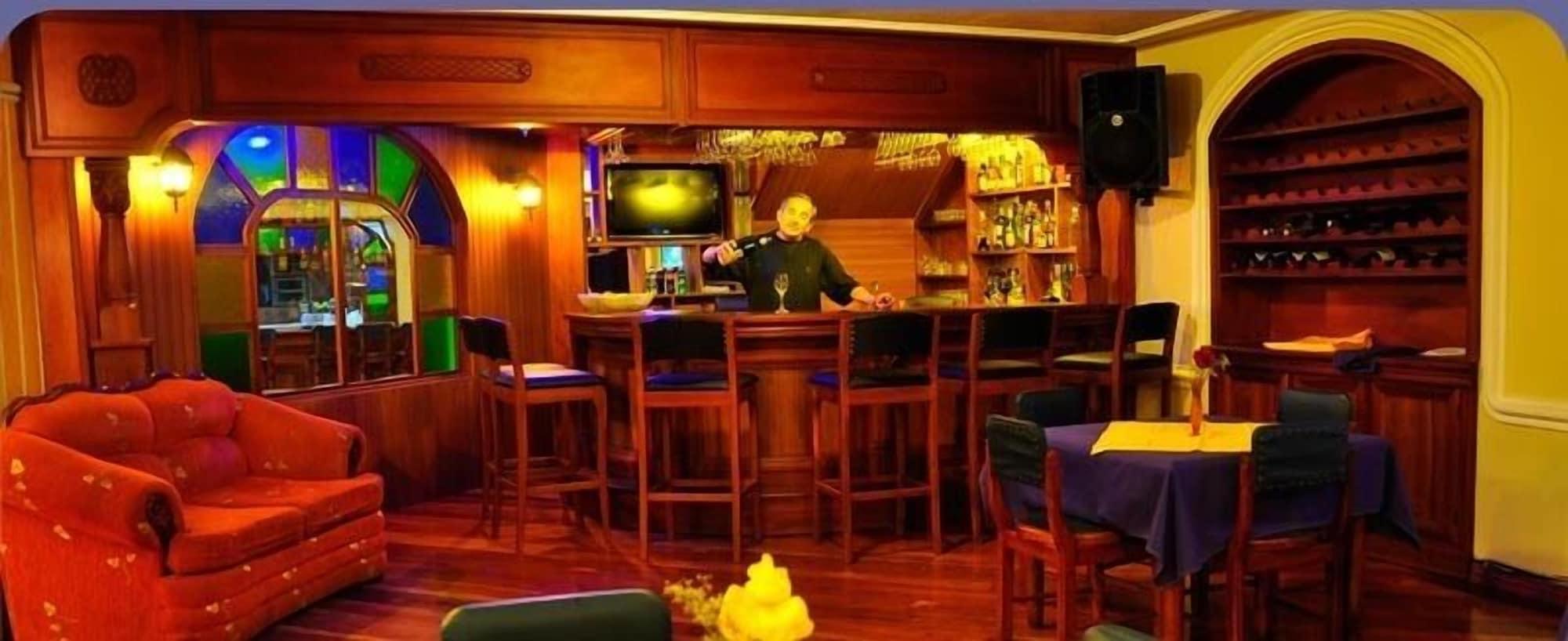 Bar/Salón Hotel Donde Marcelo
