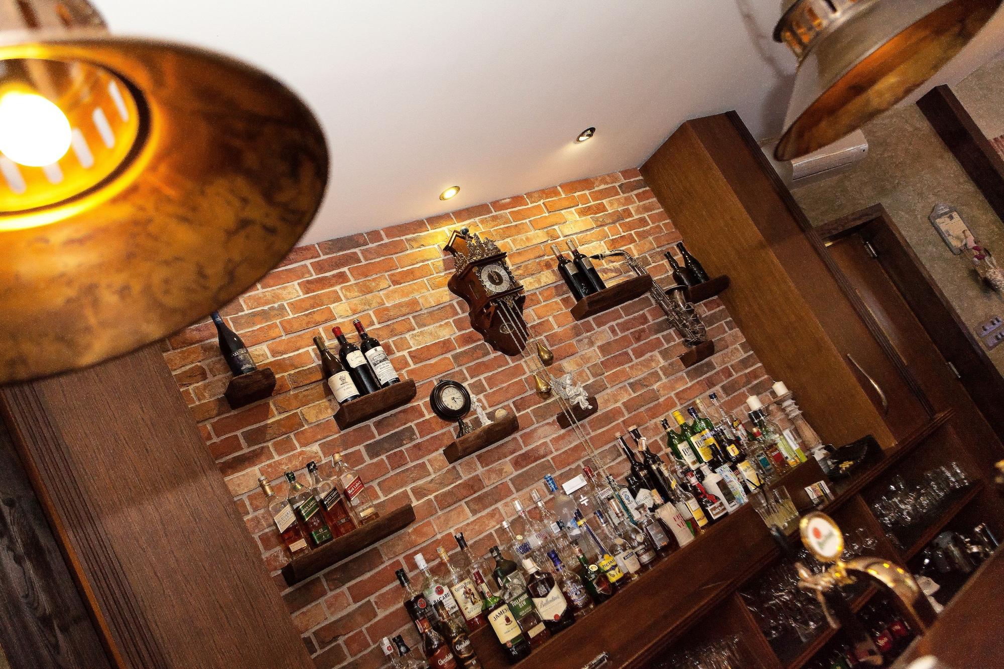 Bar/Salón Penzión Berg