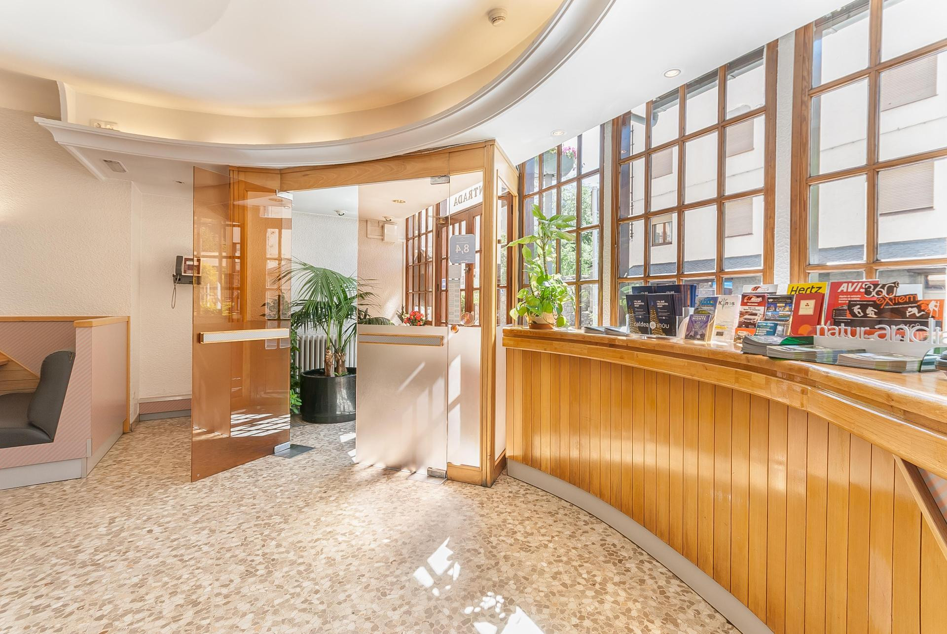 Vista Lobby Montecarlo