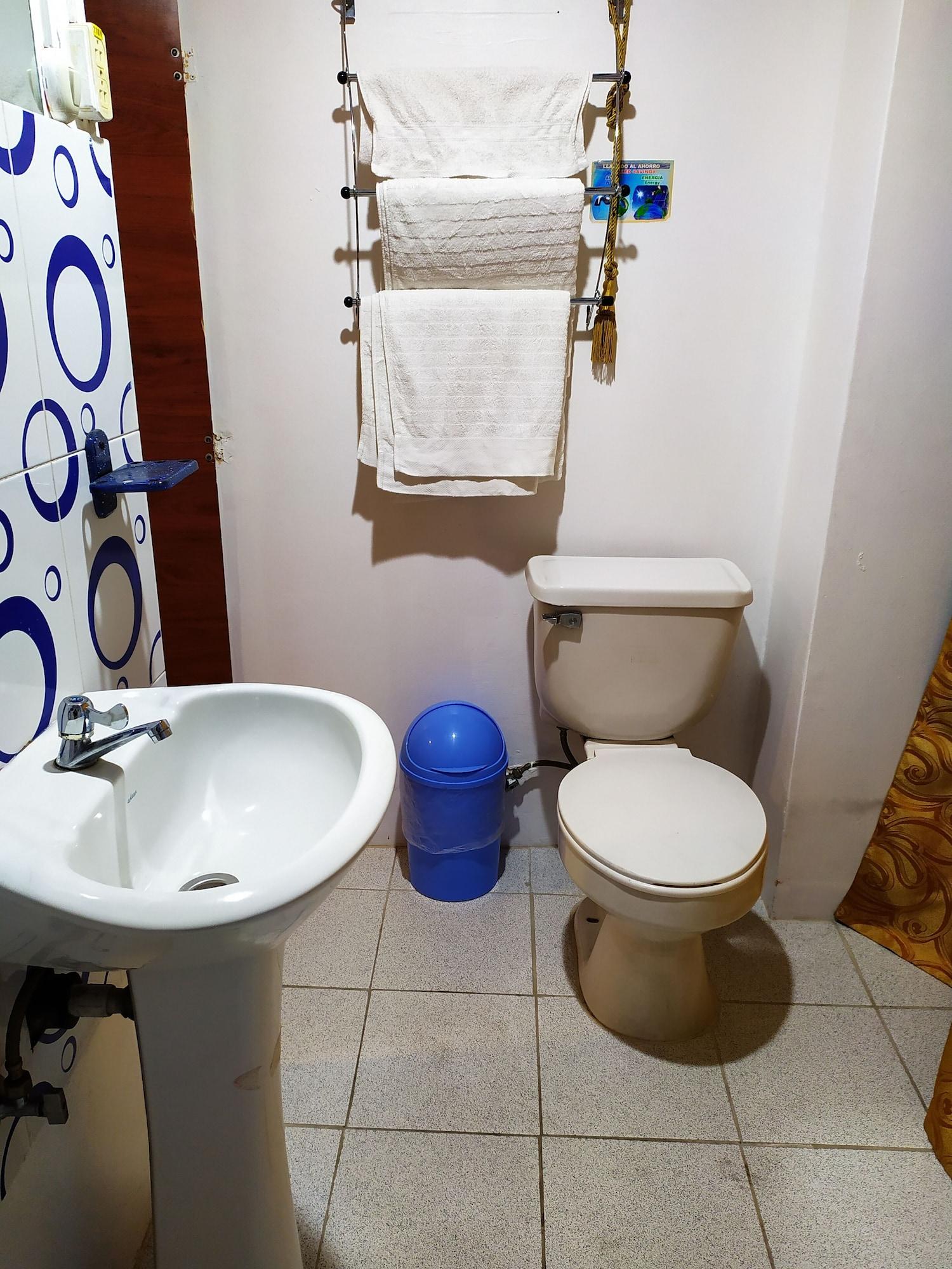 Equipamiento de Habitación Hostal Latitud Ecuem