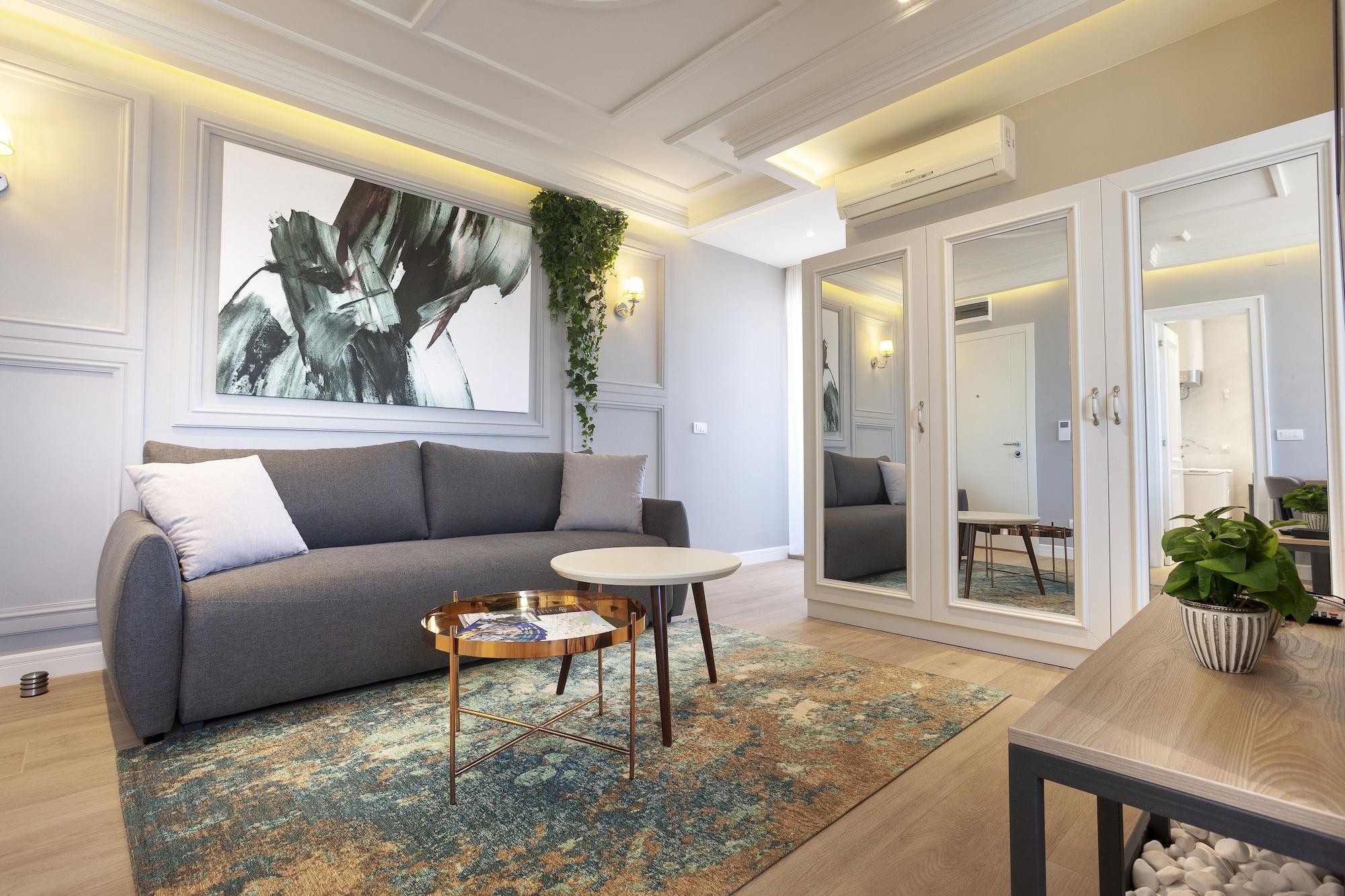 Varios Dj City Vista Luxury Apartments