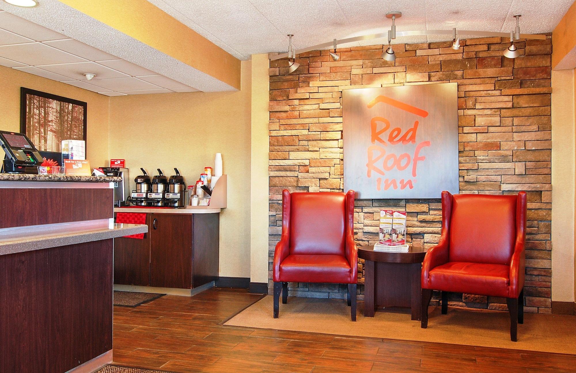 Bar/Salón Red Roof Inn Canton