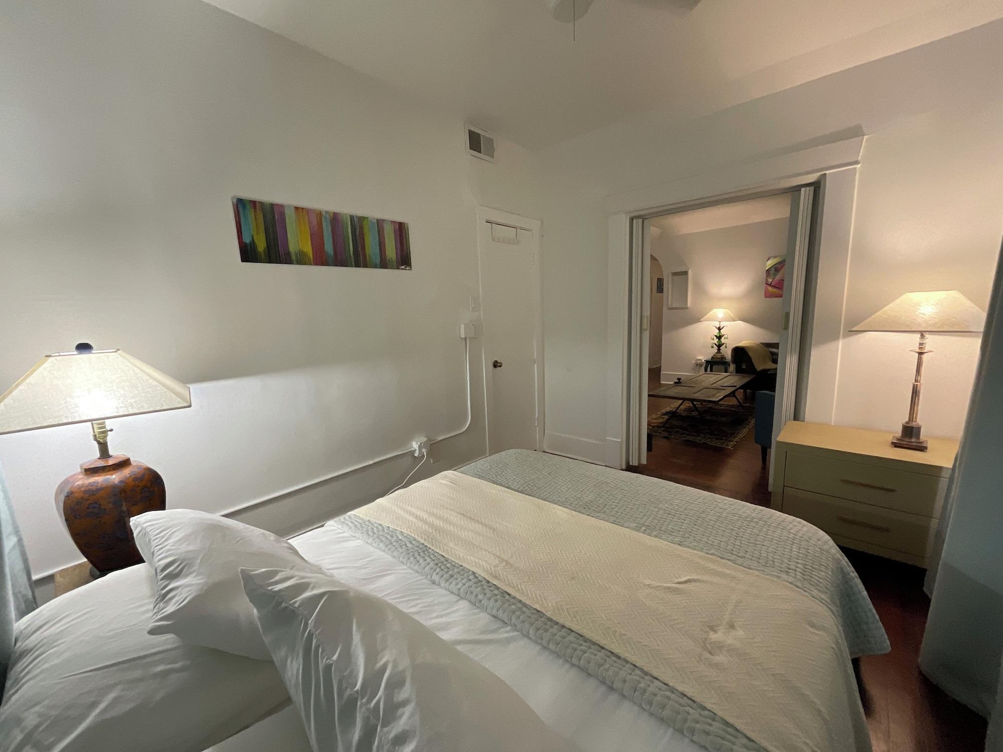 Habitación The Huntington in the Heart of Montrose