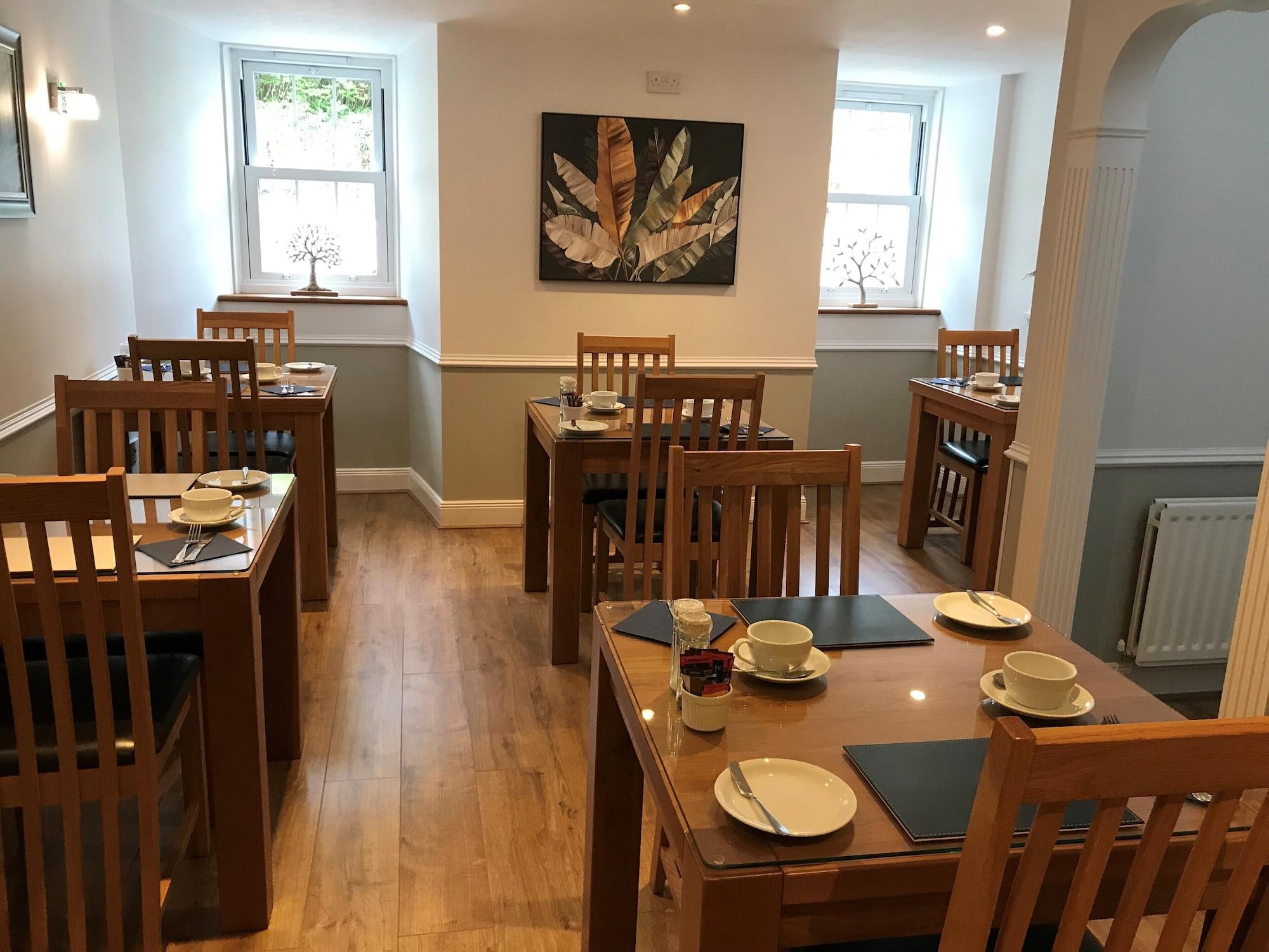 Restaurant Meadhon House