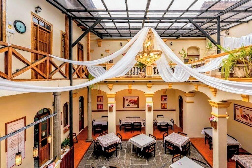 Restaurant Hostal La Suite