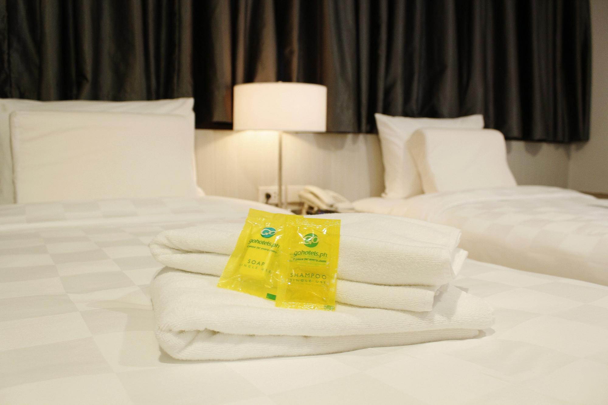 Set de Habitación Go Hotels Dumaguete